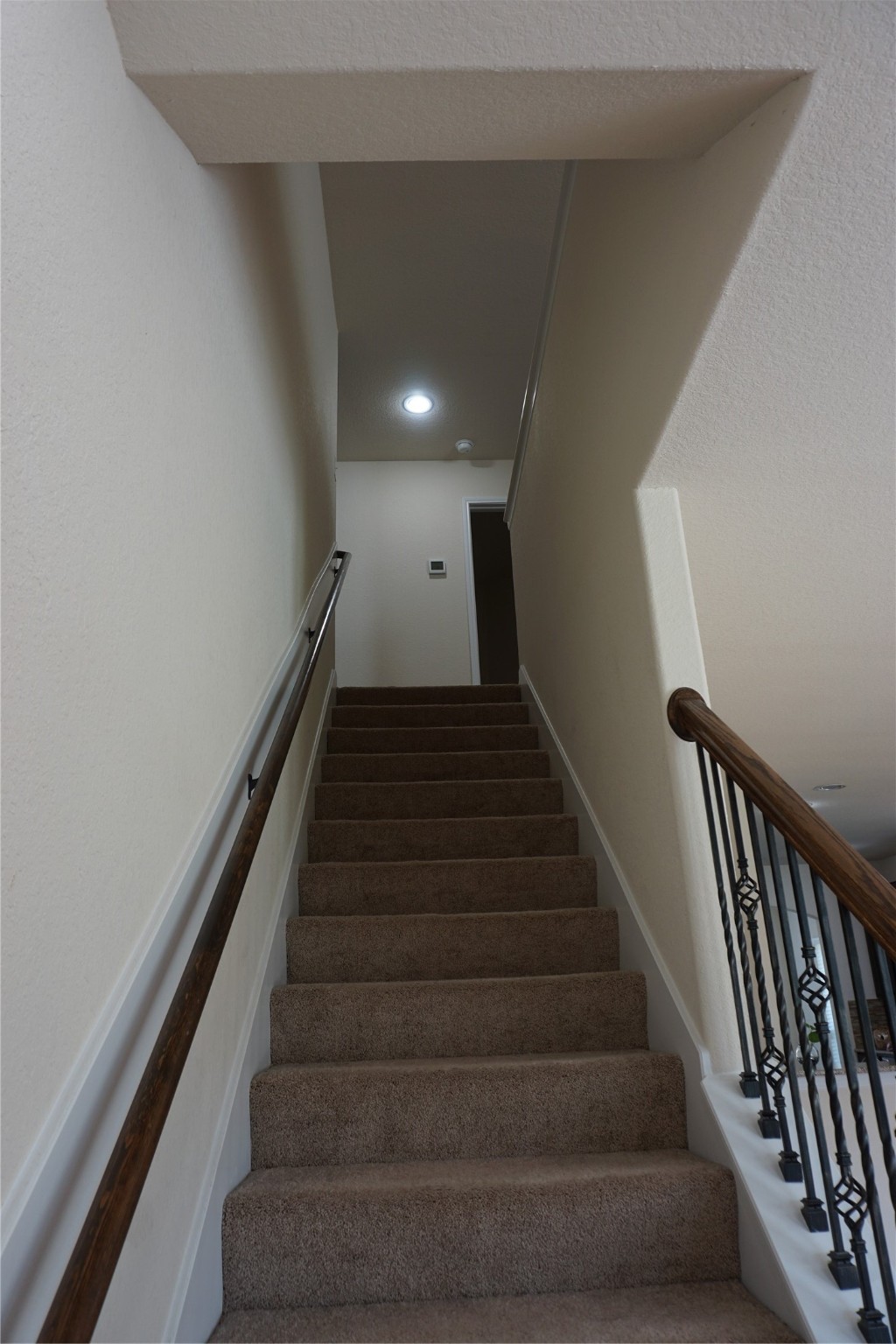 10615 North Chestnut Street Tomball, TX 77375 - Photo 8 of 15 a view of entryway