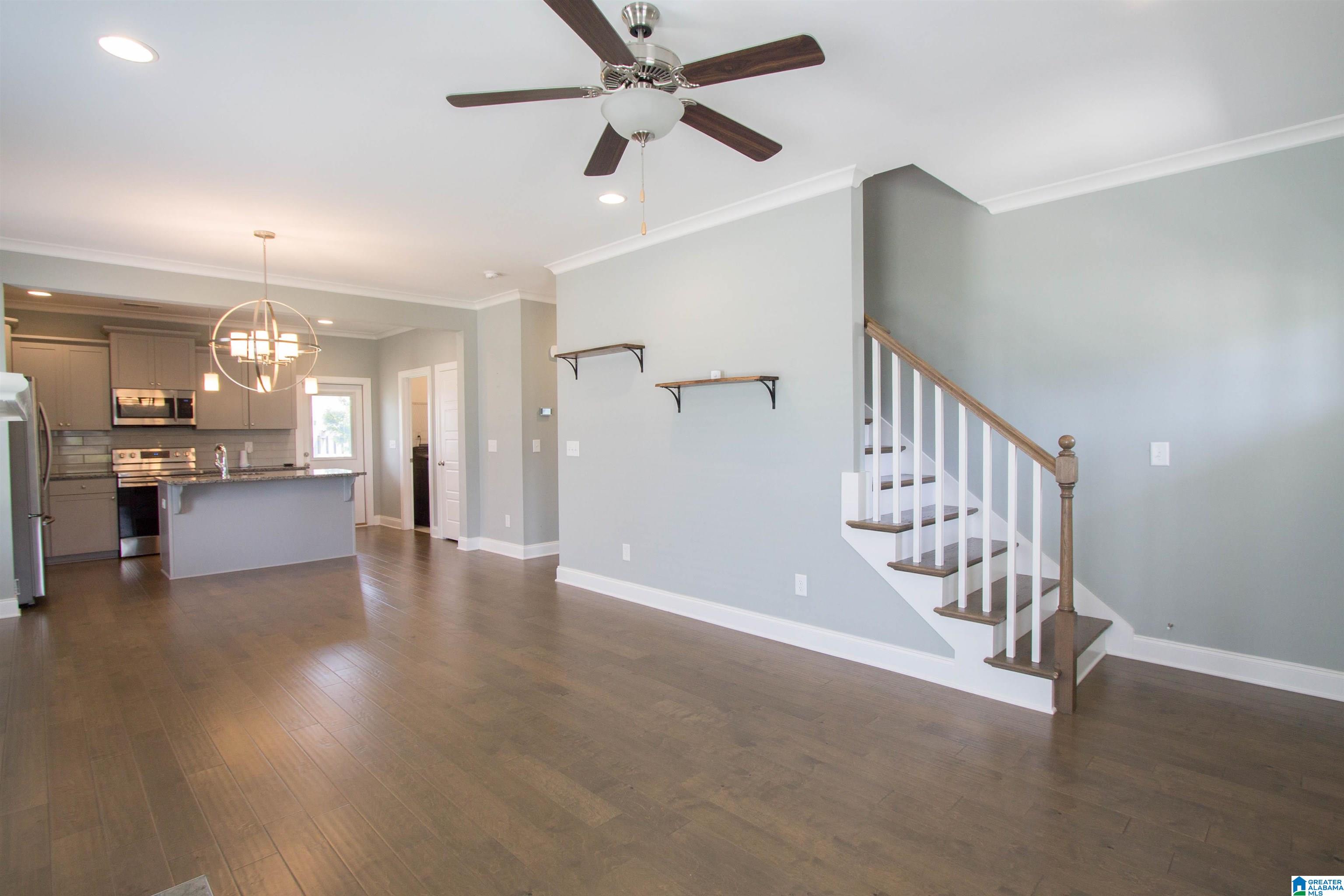 1018 Camellia Ridge Drive Pelham, AL 35124 - Photo 8 of 40