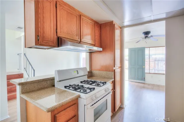$2,100 | 4853 Jackson Street, Unit C, Riverside, CA 92503