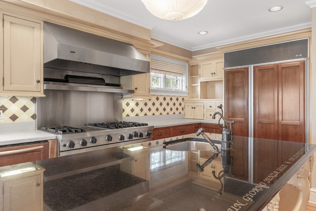 4390 Main Street Barnstable, MA 02675 - Photo 12 of 42