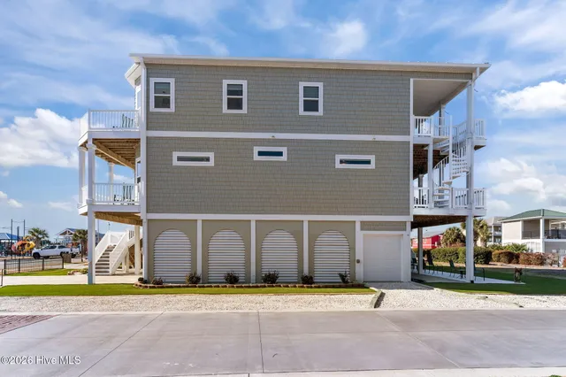 $2,150,000 | 3 Gatha Drive, Ocean Isle Beach, NC 28469