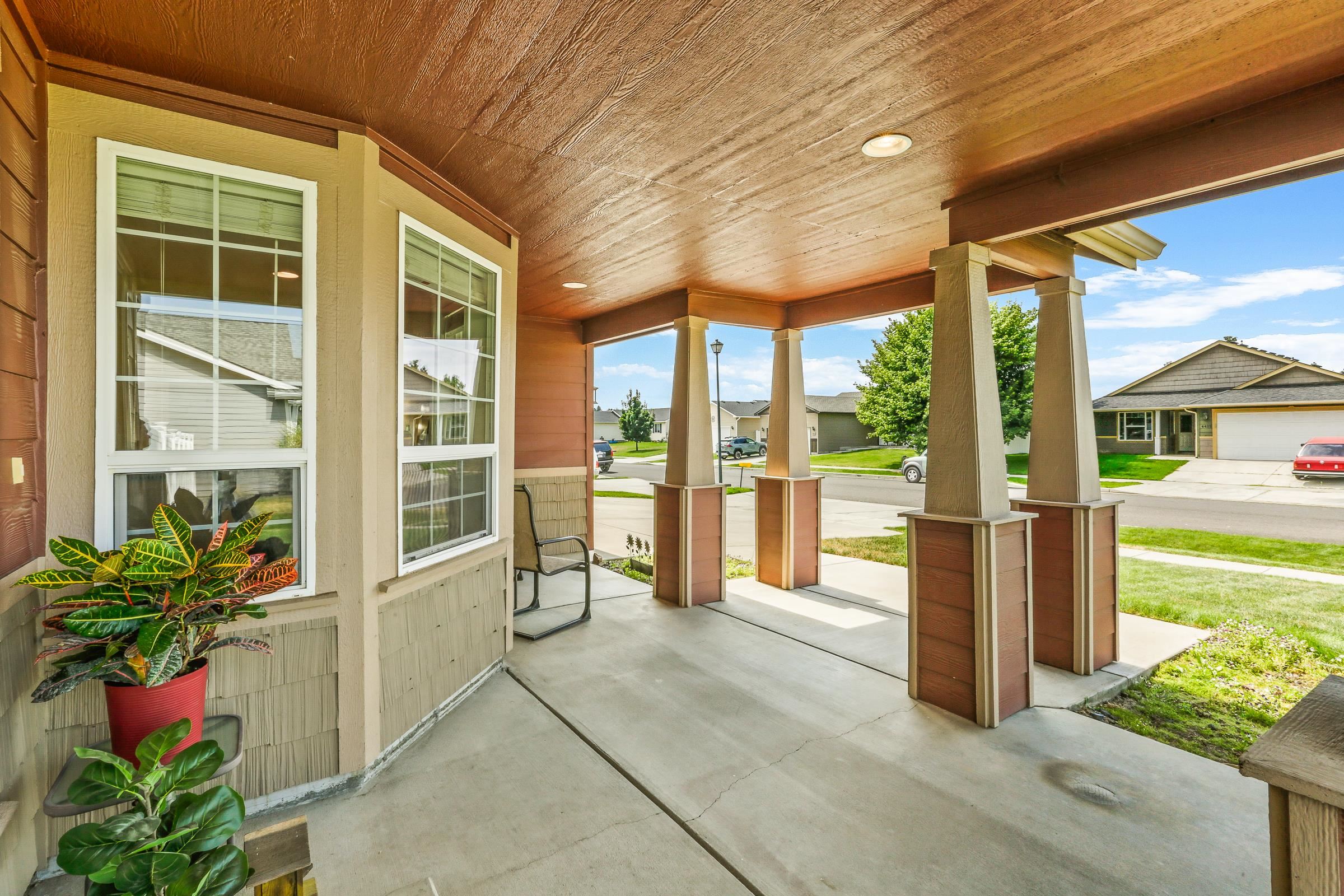 4421 South Carnation Road Spokane, WA 99224 - Photo 3 of 27