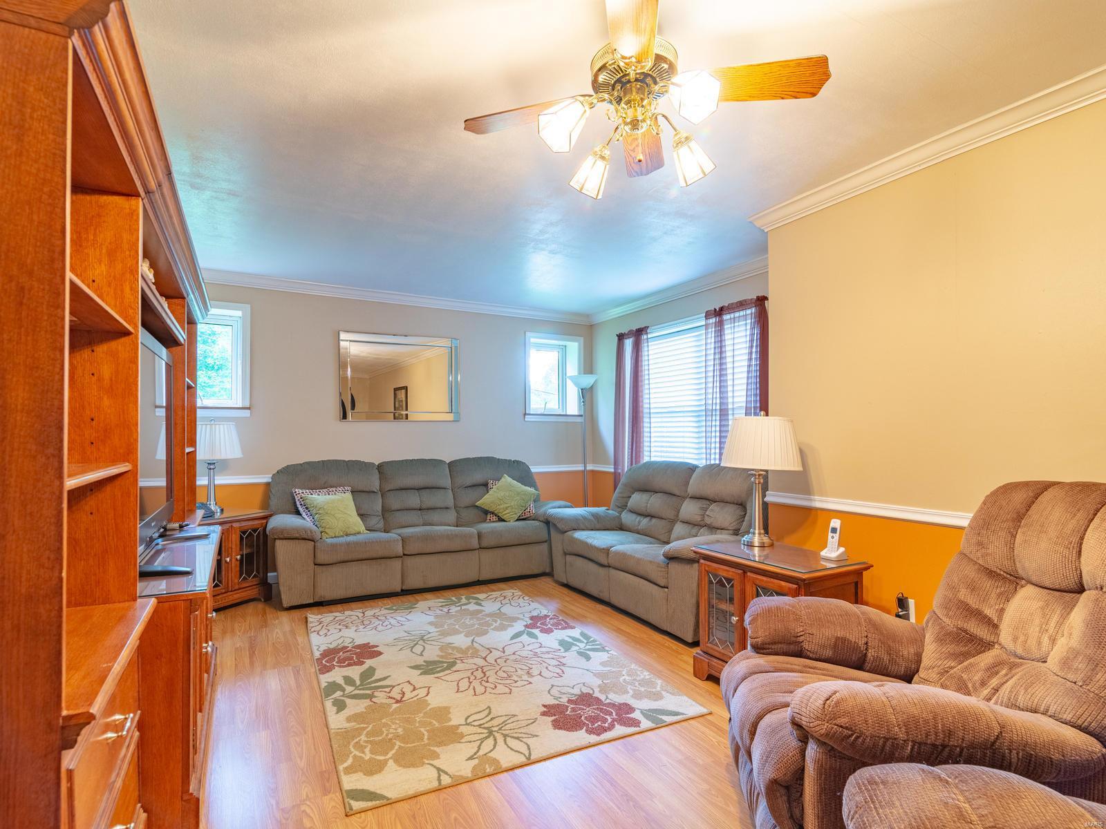 10015 Bauer Road St. Louis, MO 63128 - Photo 12 of 27 Gallery Image 12