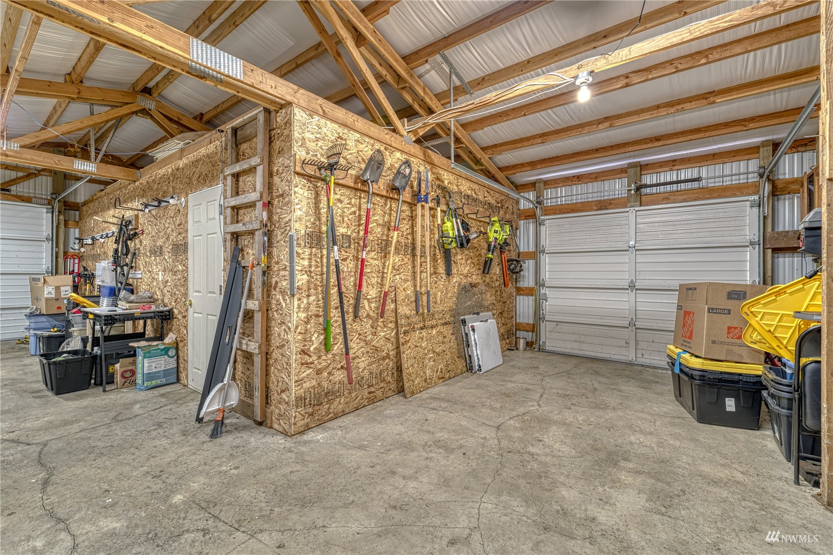 325 Hawkins Road Winlock, WA 98596 - Photo 35 of 40 a view of garage