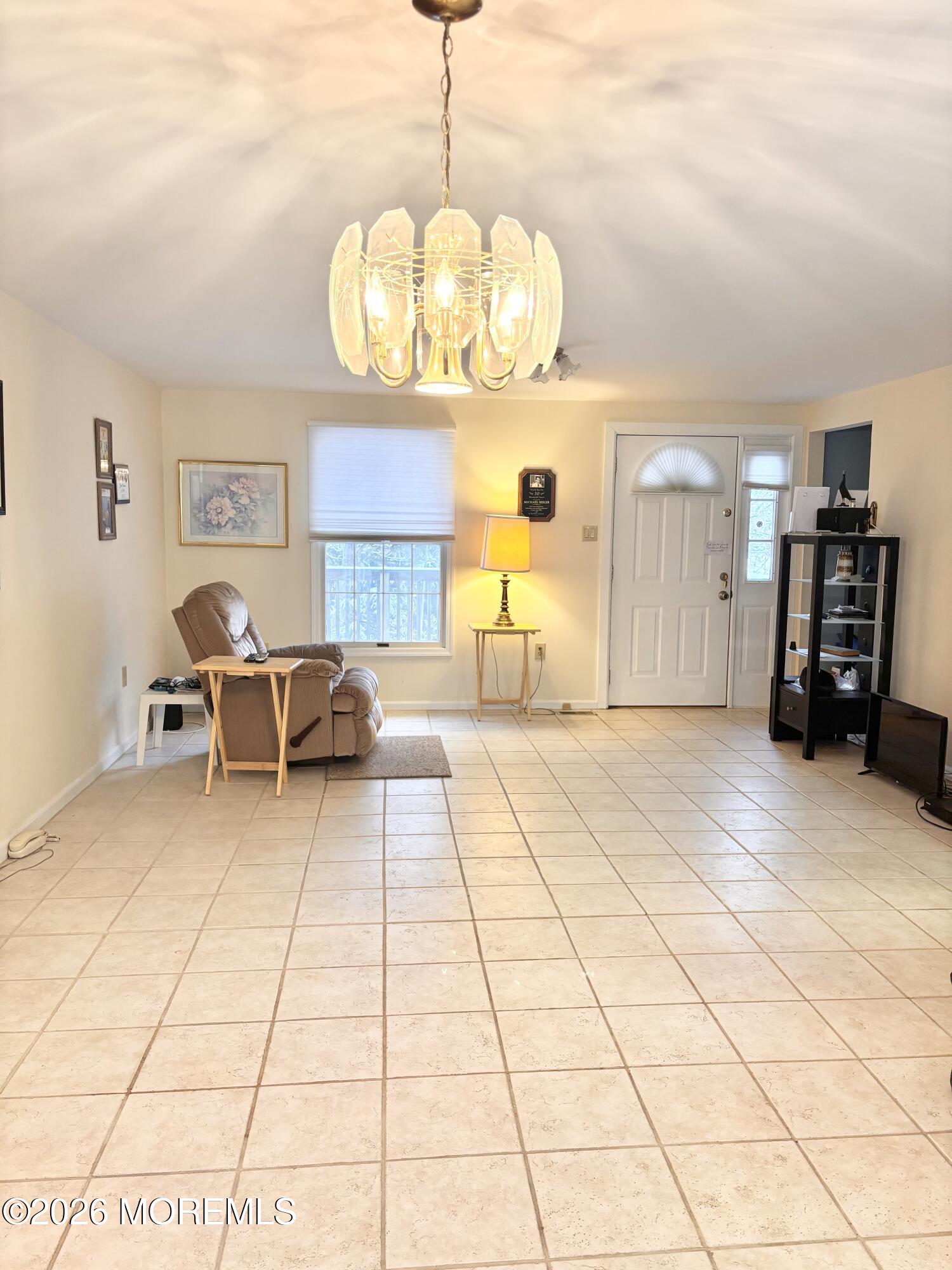 896 Anderson Road Jackson, NJ 08527 - Photo 3 of 21 a view of a livingroom with furniture and window