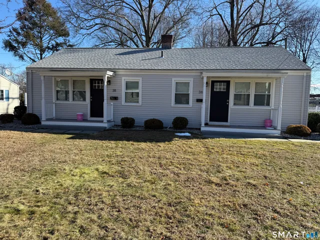 $1,995 | 38 Elmhurst Circle, West Hartford, CT 06110