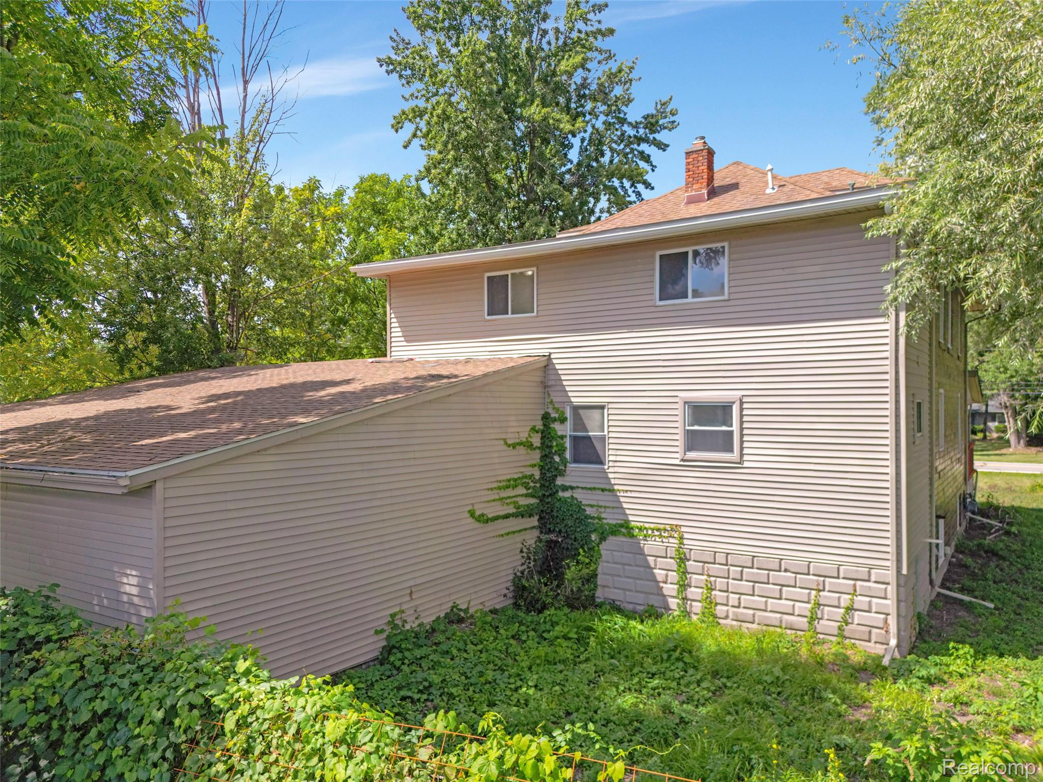 20543 Gudith Road Trenton, MI 48183 - Photo 68 of 71 DJI_0697.jpg