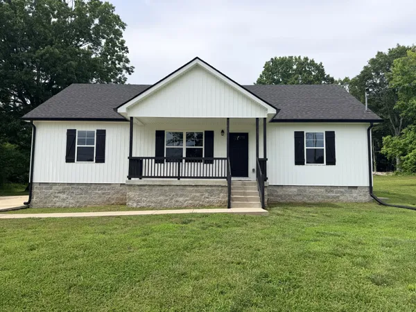 $465,000 | 747 Belfast Farmington Road, Lewisburg, TN 37091