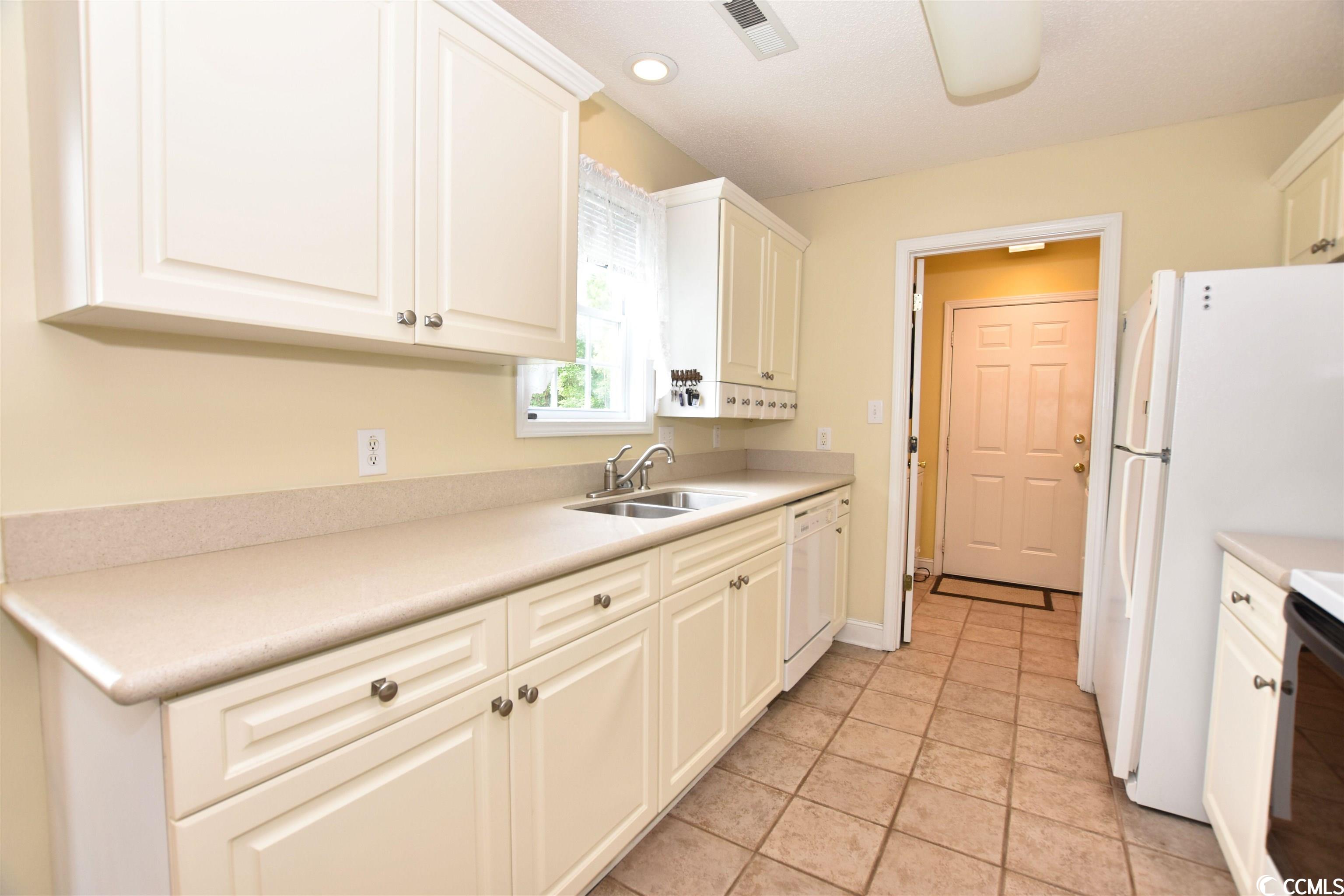 670 Kings River Road Pawleys Island, SC 29585 - Photo 11 of 23