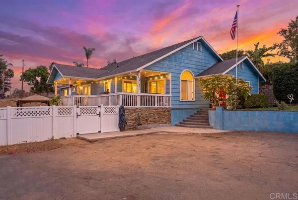 $795,000 | 1422 East Fallbrook Street, Fallbrook, CA 92028