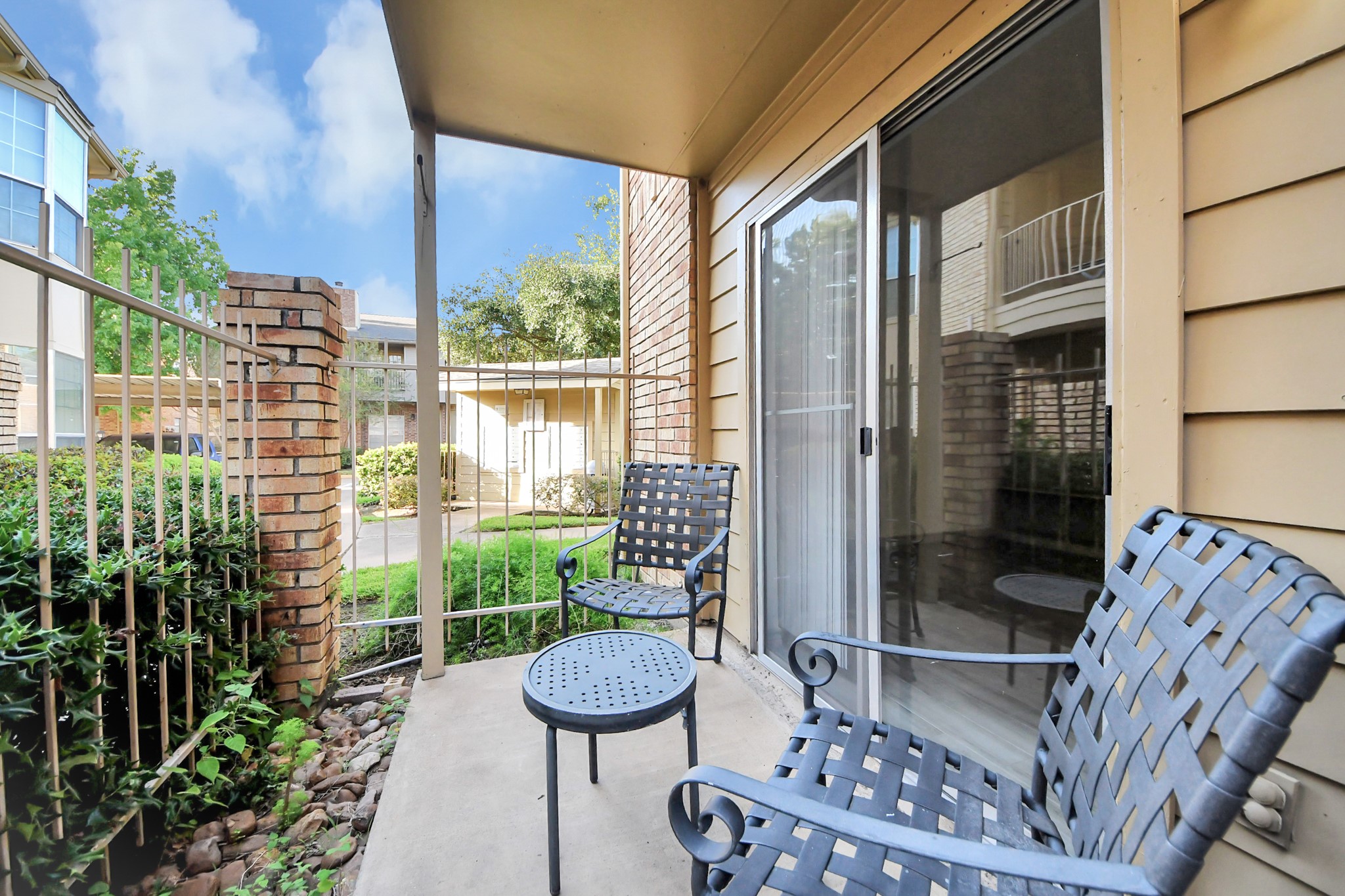 1515 Sandy Springs Road, Unit 1202 Houston, TX 77042 - Photo 3 of 43 Gallery Image 3