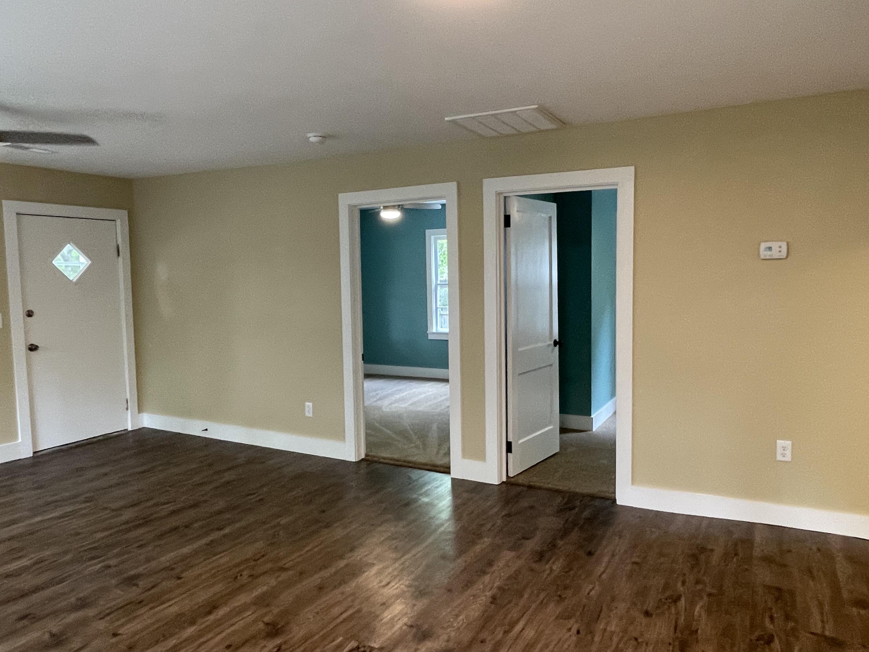 212 Hickory Street Walterboro, SC 29488 - Photo 11 of 63 212 Hickory Street