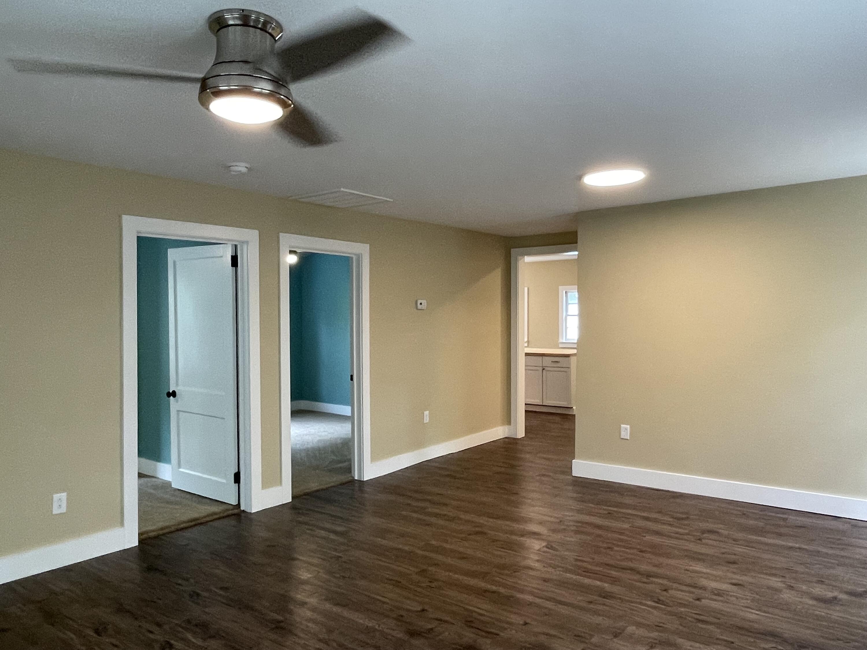 212 Hickory Street Walterboro, SC 29488 - Photo 17 of 63 212 Hickory Street