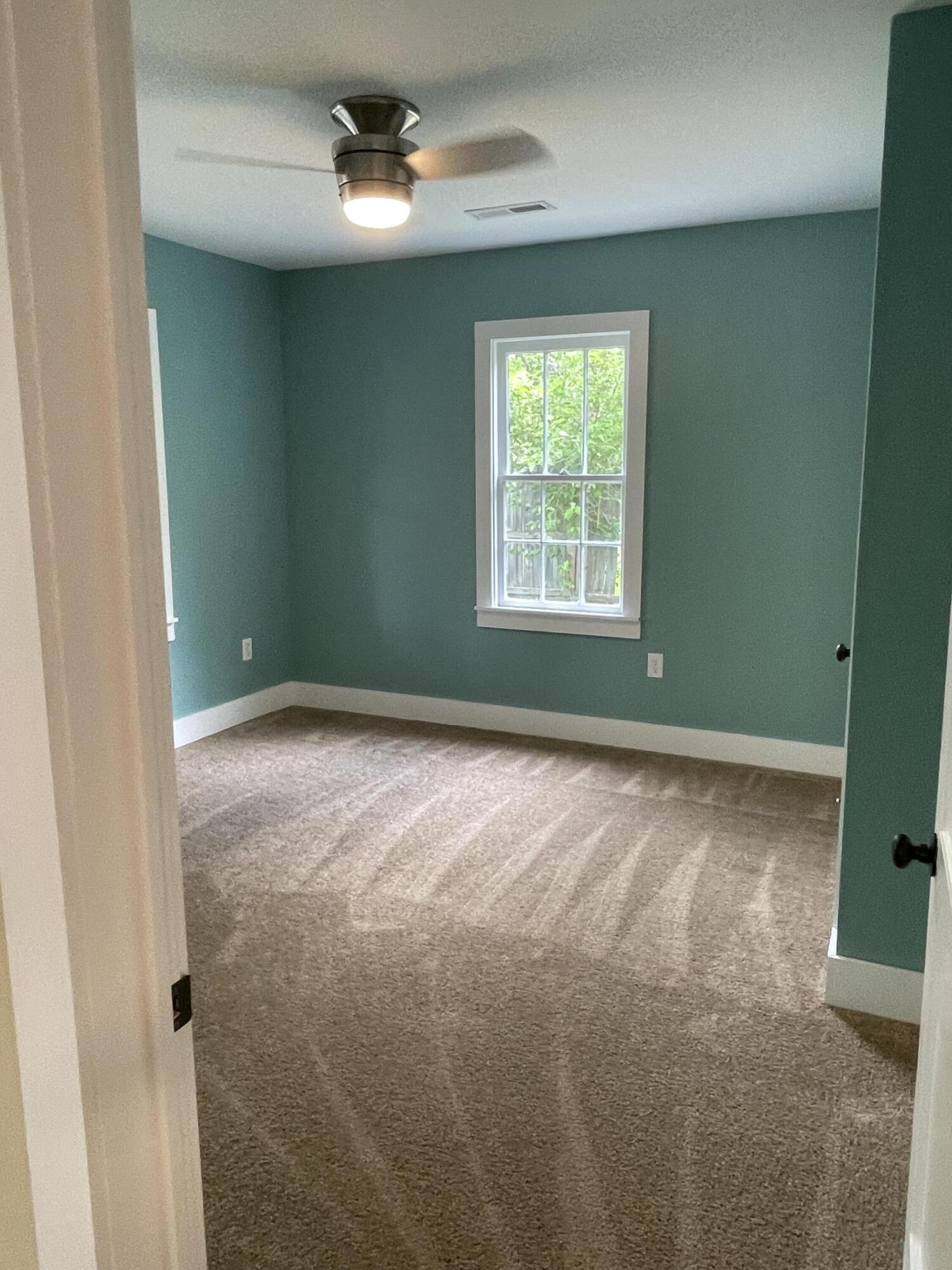 212 Hickory Street Walterboro, SC 29488 - Photo 19 of 63 212 Hickory Street