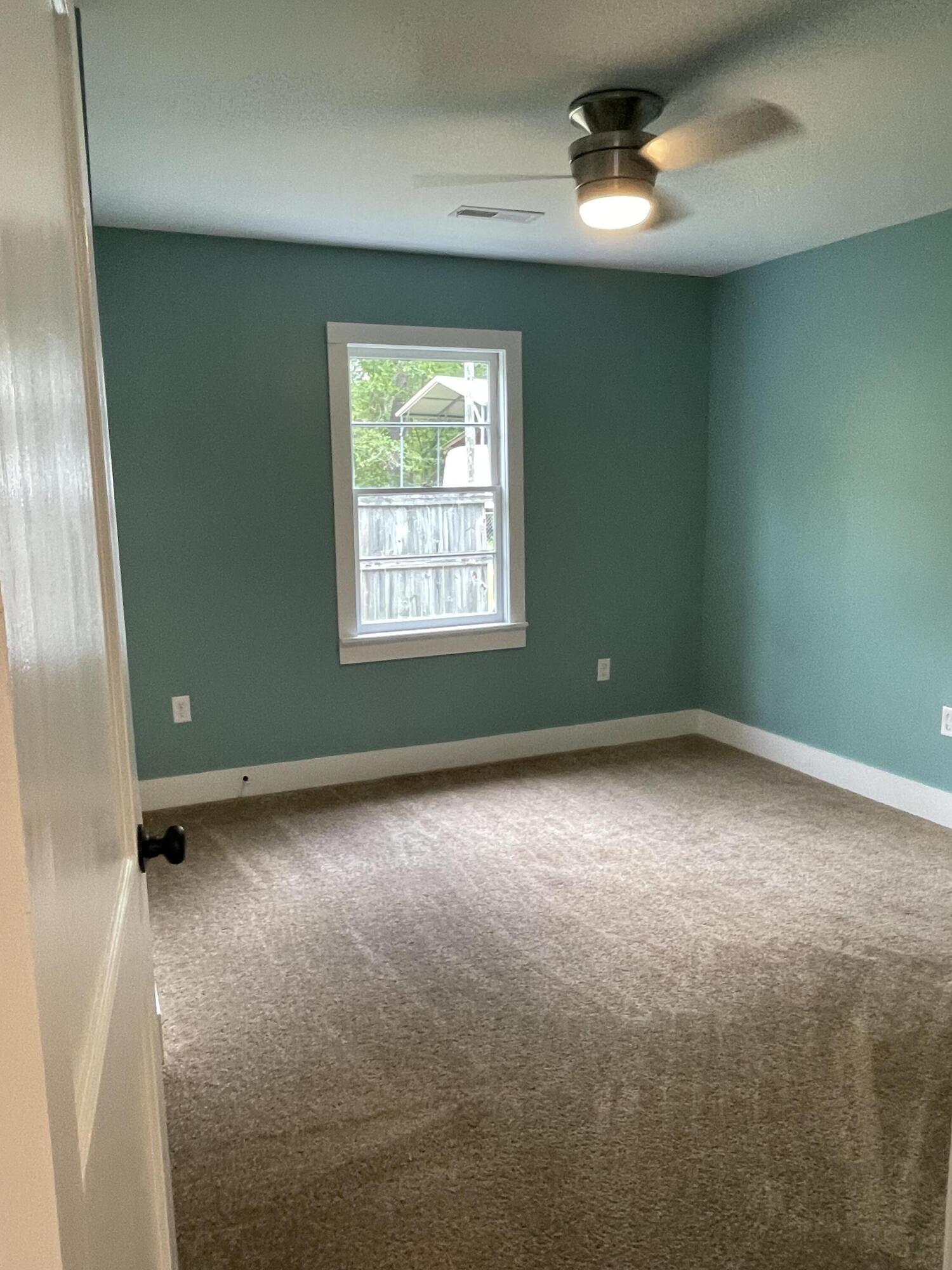 212 Hickory Street Walterboro, SC 29488 - Photo 22 of 63 212 Hickory Street