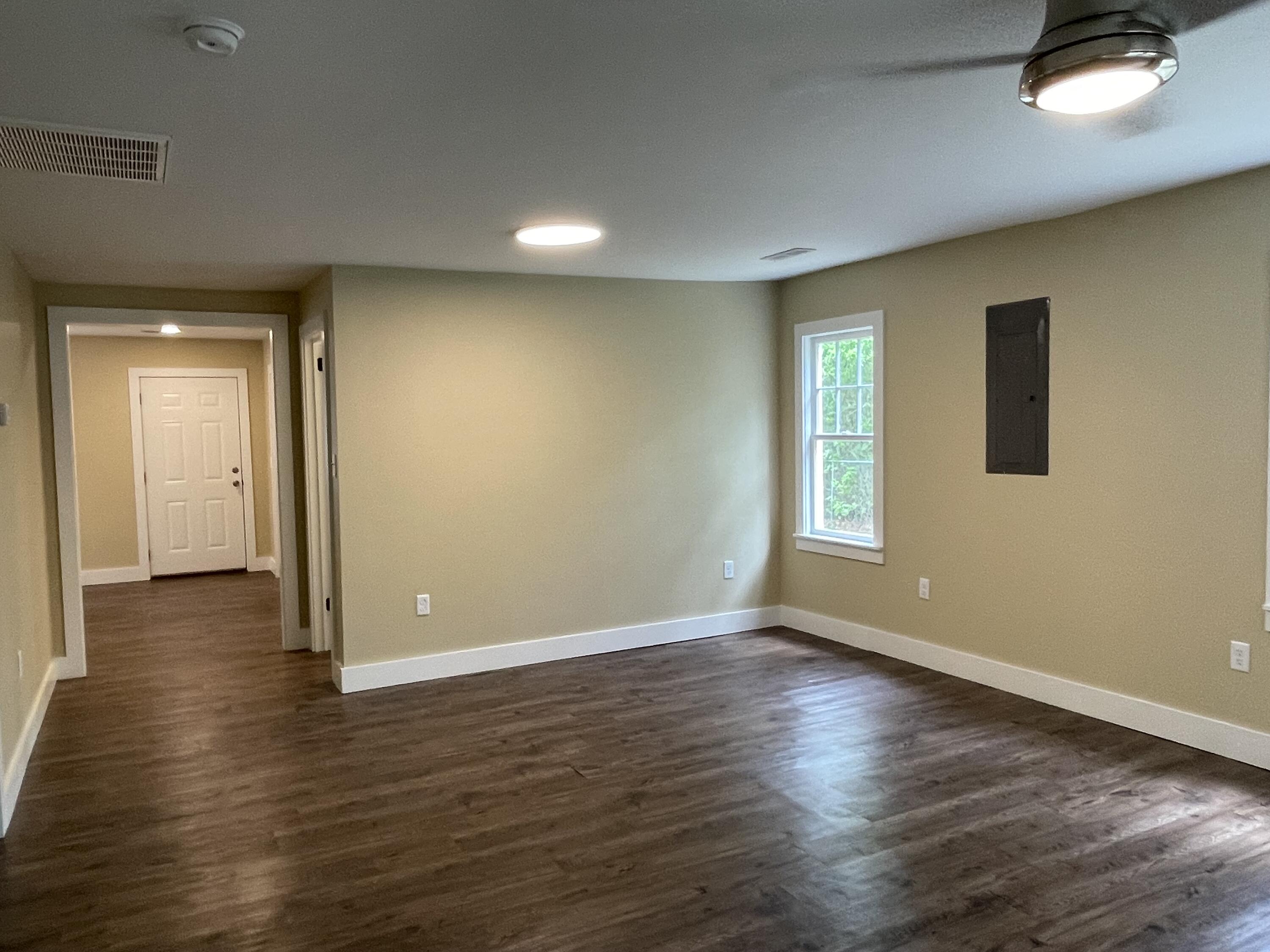 212 Hickory Street Walterboro, SC 29488 - Photo 24 of 63 212 Hickory Street
