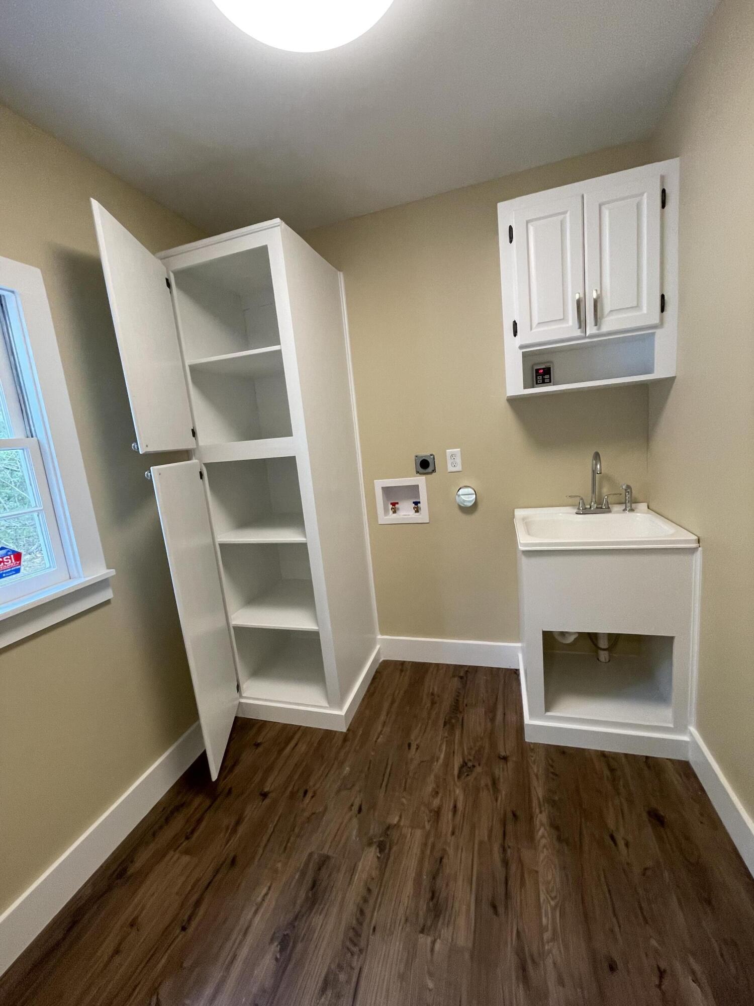 212 Hickory Street Walterboro, SC 29488 - Photo 33 of 63 212 Hickory Street