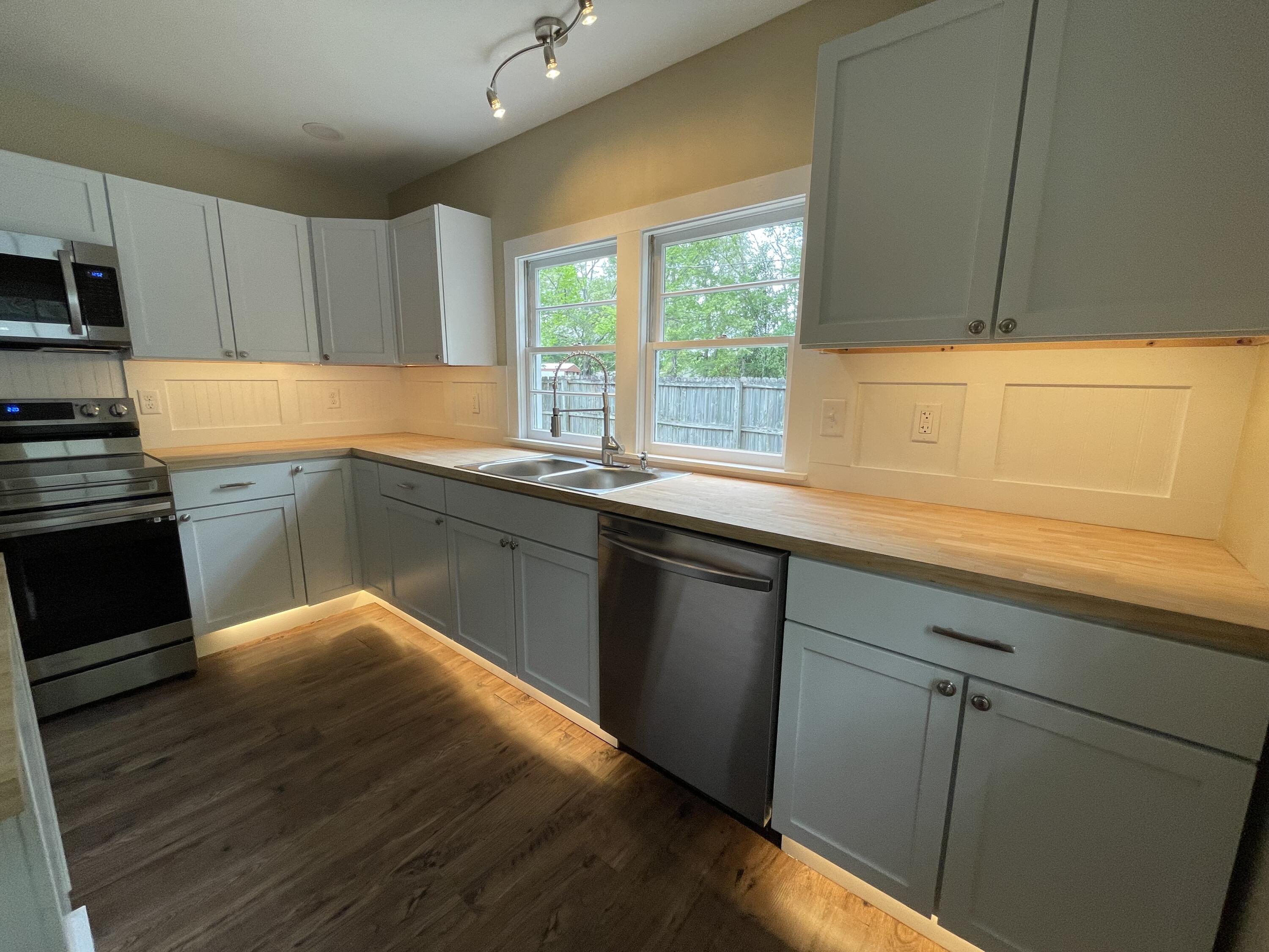 212 Hickory Street Walterboro, SC 29488 - Photo 43 of 63 212 Hickory Street