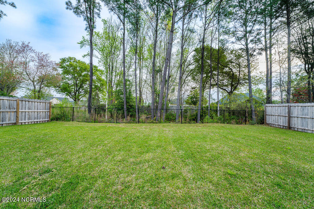 1237 Lt Congleton Road Wilmington, NC 28409 - Photo 14 of 54 1007