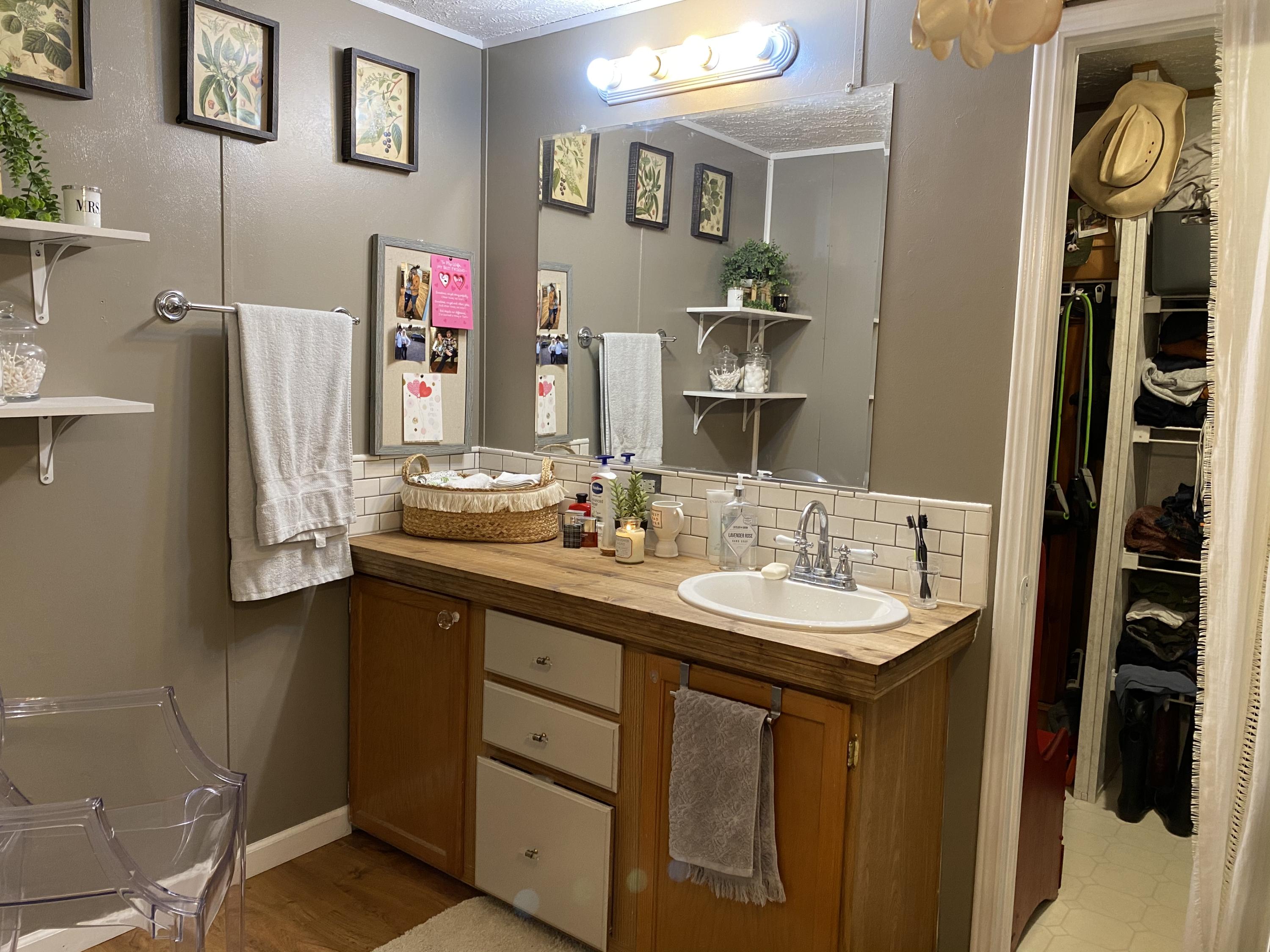 221 Sallings Road Luttrell, TN 37779 - Photo 18 of 25 7C7DC5ED-62C9-4465-A885-38104AE44E89