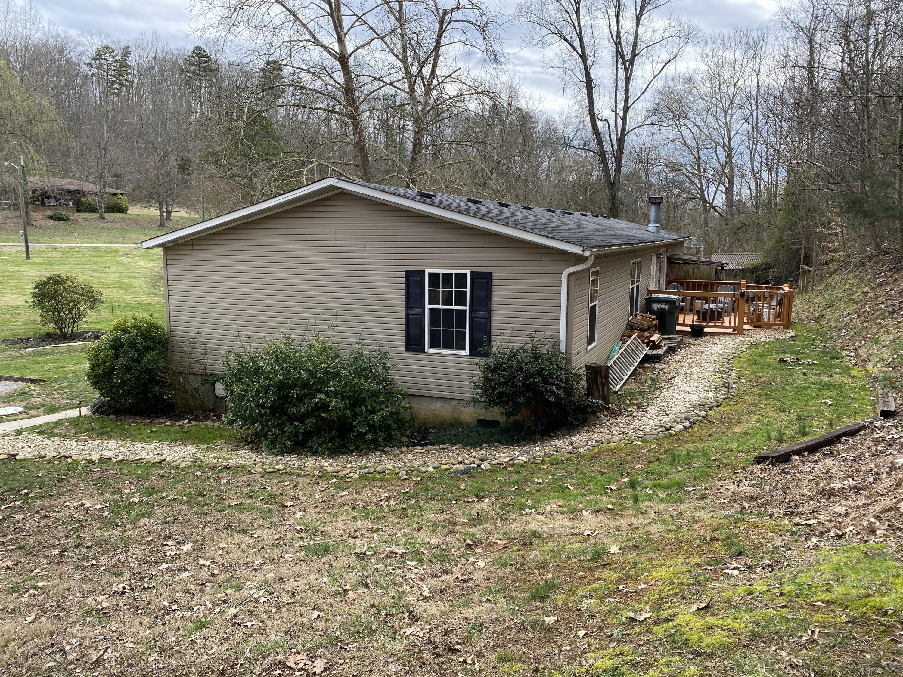 221 Sallings Road Luttrell, TN 37779 - Photo 4 of 25 7EB0C2AE-6C31-4726-AB64-B69788EAA7EF