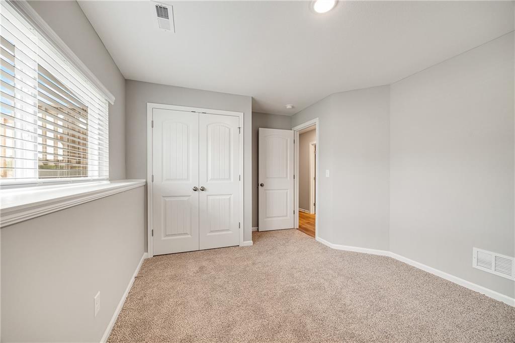 609 Foxglove Lane Raymore, MO 64083 - Photo 31 of 36