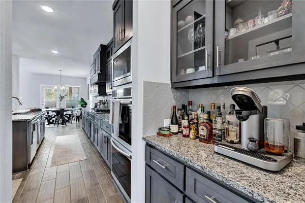 $879,900 | 330 Penrose Drive, Ovilla, TX 75154