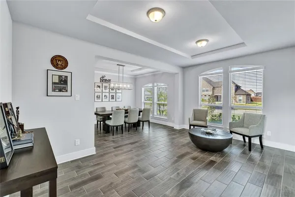 $879,900 | 330 Penrose Drive, Ovilla, TX 75154