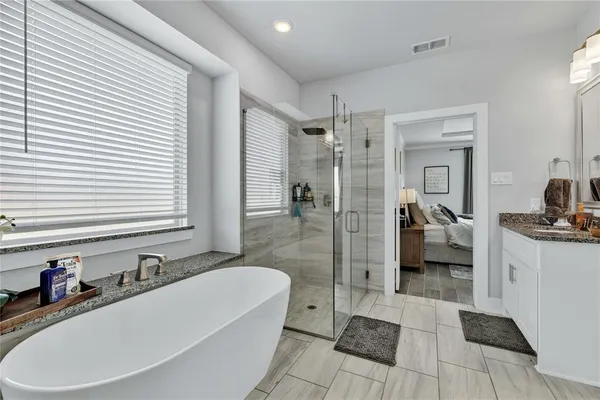 $879,900 | 330 Penrose Drive, Ovilla, TX 75154