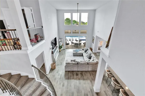 $879,900 | 330 Penrose Drive, Ovilla, TX 75154