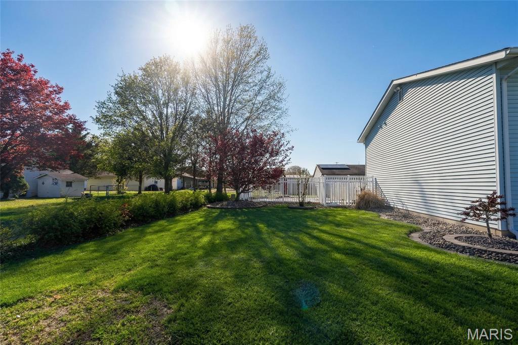 101 South Harris Street Staunton, IL 62088 - Photo 33 of 35