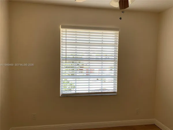 $3,000 | 3338 Lakeside Drive, Unit 50, Davie, FL 33328