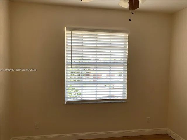 $3,200 | 3338 Lakeside Drive, Unit 50, Davie, FL 33328