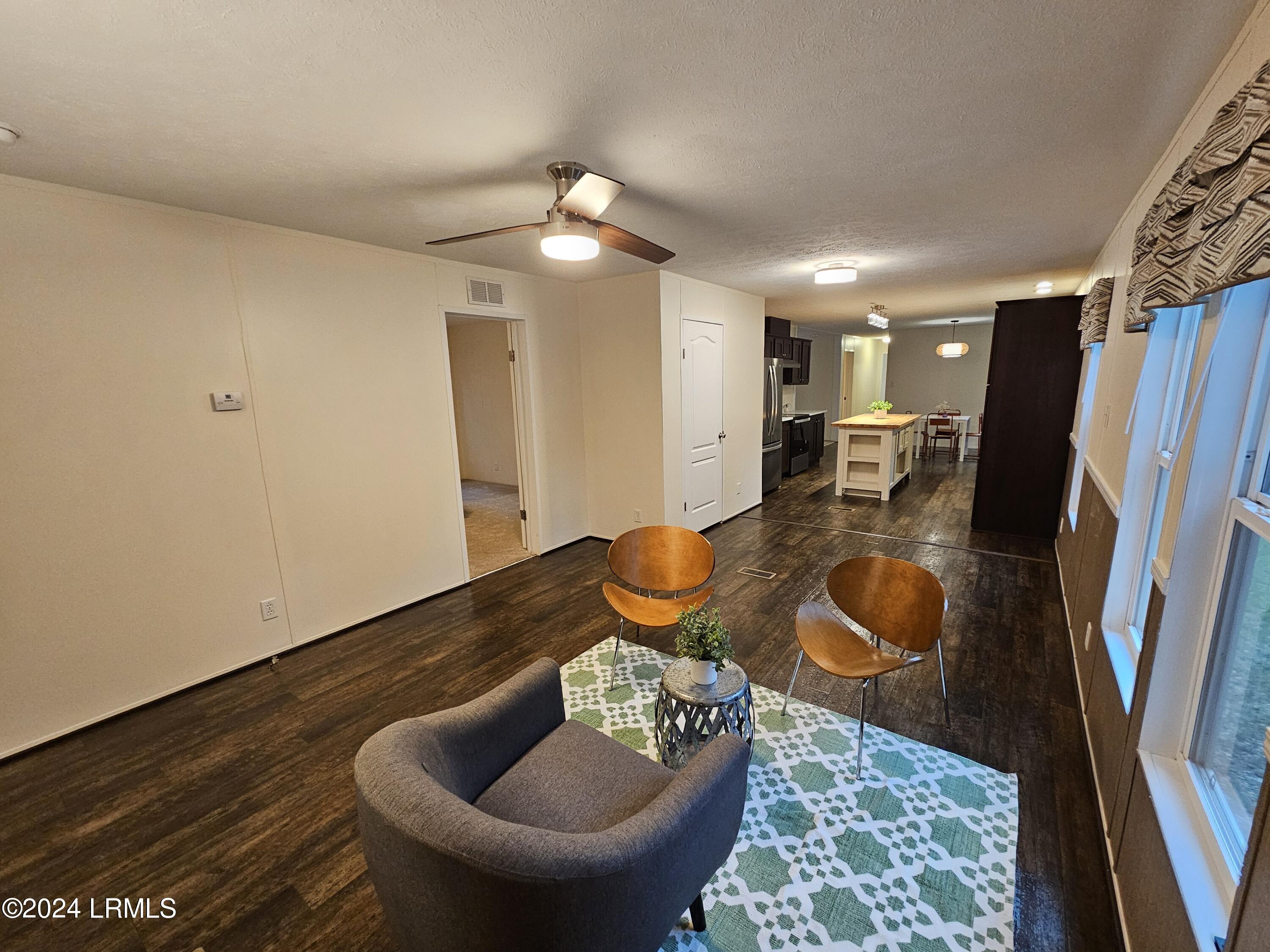73 Seaside Road St. Helena Island, SC 29920 - Photo 15 of 40 j Living Area