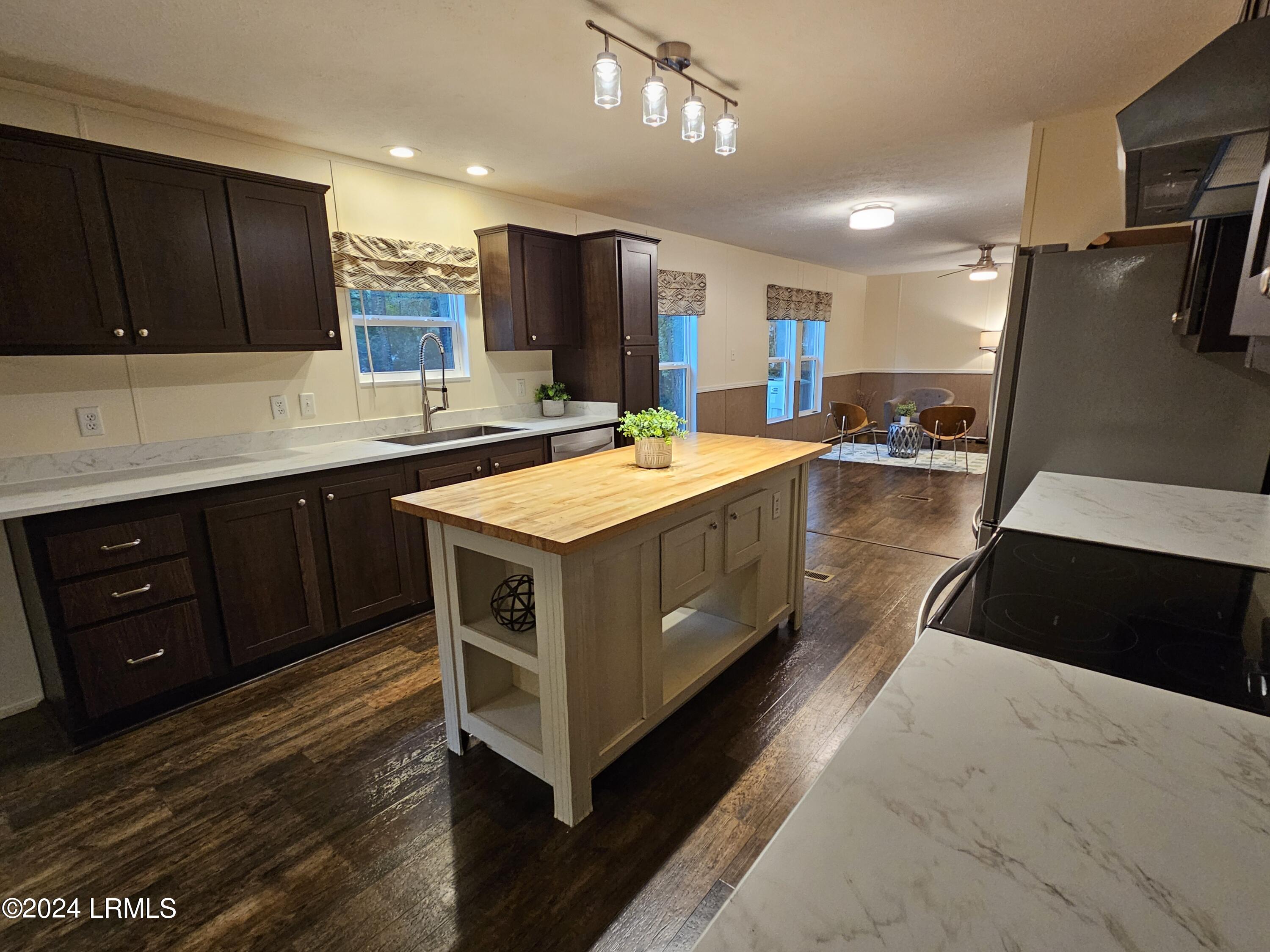 73 Seaside Road St. Helena Island, SC 29920 - Photo 17 of 40 k Kitchen 2