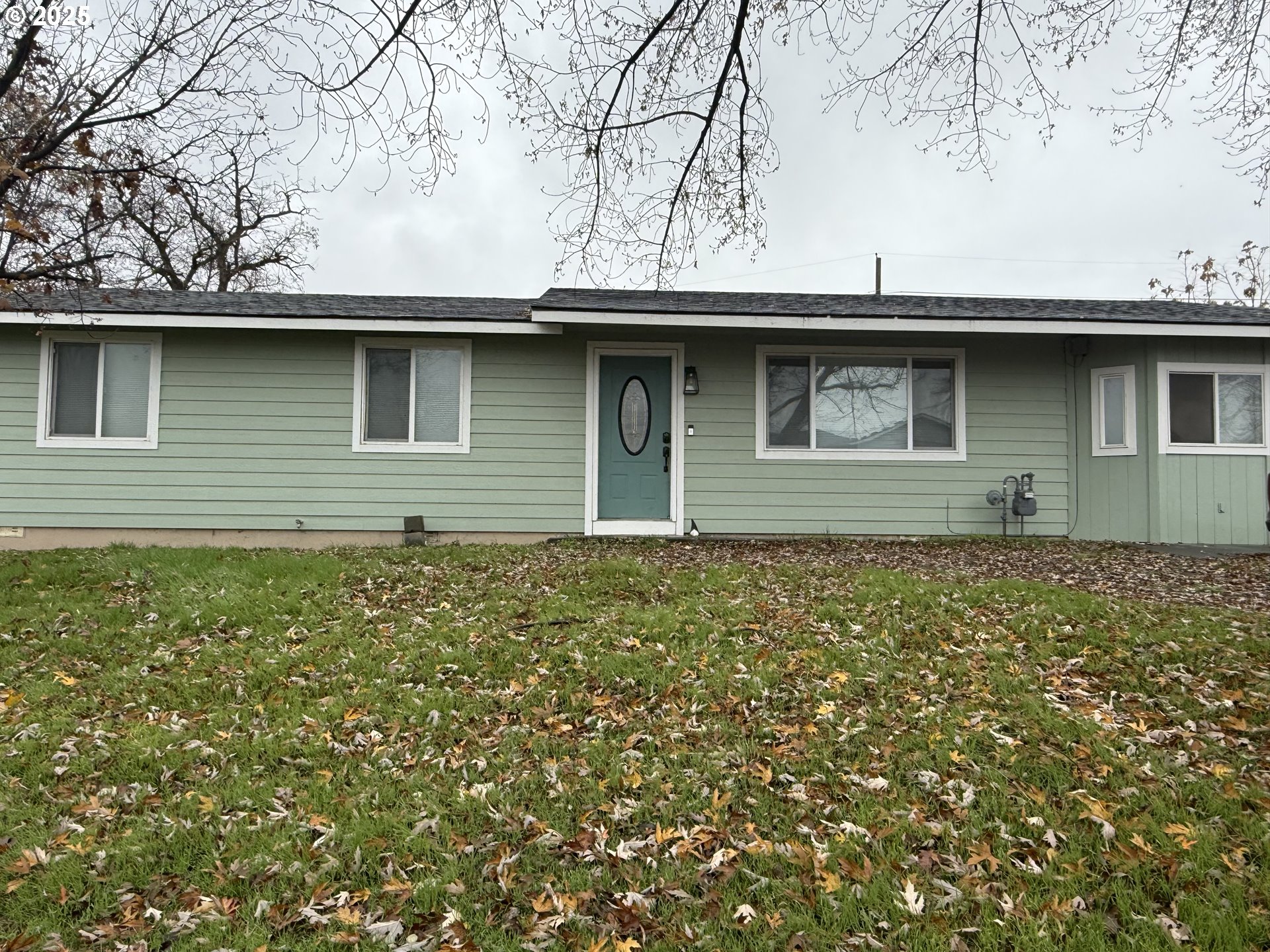a house that has a lot of windows in it