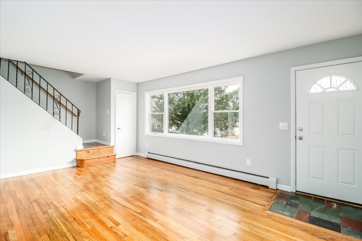 32 Pleasant Street Bethel, CT 06801 - Photo 13 of 29