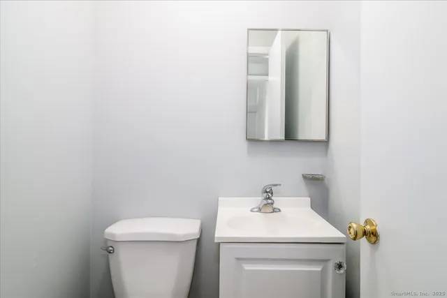 $2,800 | 32 Pleasant Street, Bethel, CT 06801