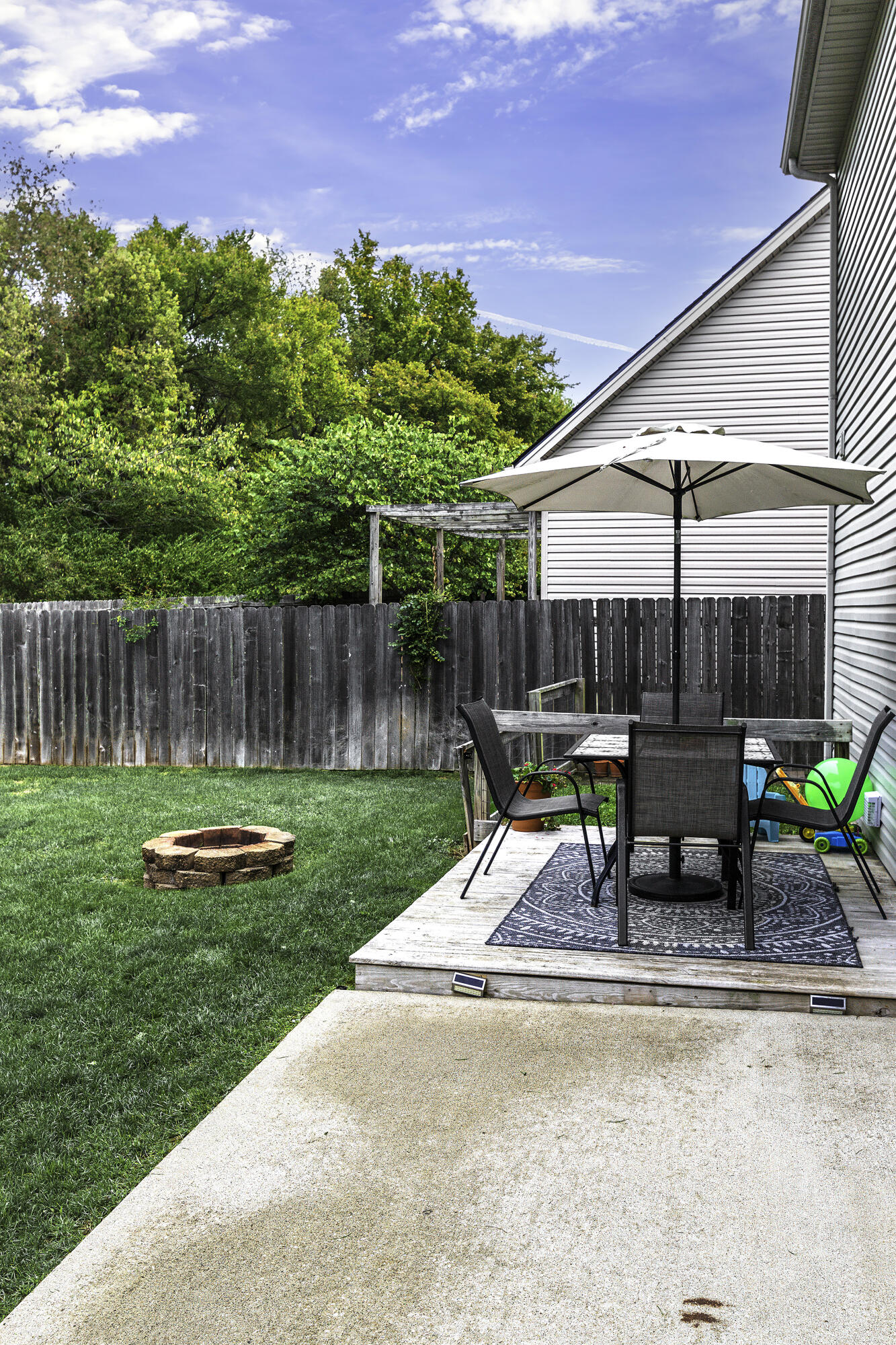 129 Strawberry Fields Road Lexington, KY 40516 - Photo 19 of 24 Strawberry 9