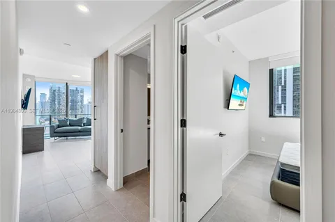 $599,800 | 121 Northeast 5th Street, Unit 3005, Miami, FL 33132