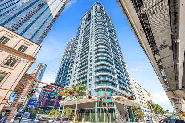 $599,800 | 121 Northeast 5th Street, Unit 3005, Miami, FL 33132