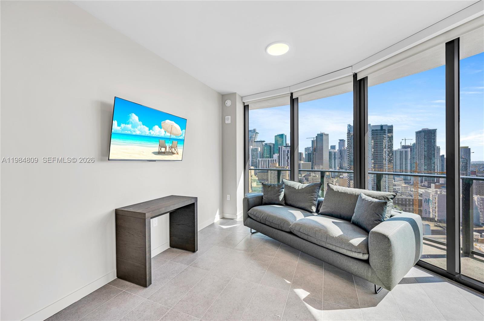 121 Northeast 5th Street, Unit 3005 Miami, FL 33132 - Photo 7 of 18