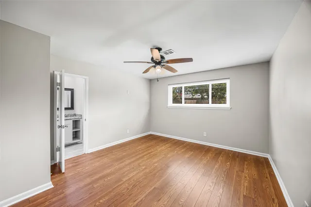 $295,000 | 11427 Hillcroft Avenue, Houston, TX 77035