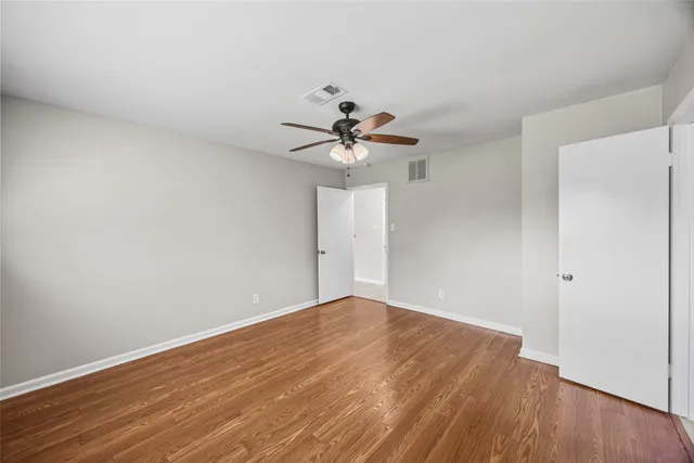 $295,000 | 11427 Hillcroft Avenue, Houston, TX 77035