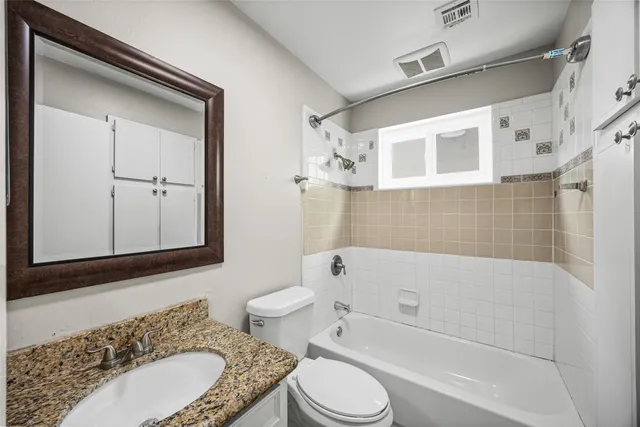 $295,000 | 11427 Hillcroft Avenue, Houston, TX 77035