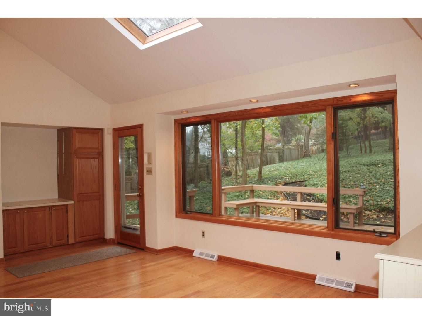 165 Biddulph Road Wayne, PA 19087 - Photo 6 of 11