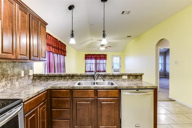 $290,000 | 116 Oregon Trail, Waxahachie, TX 75167