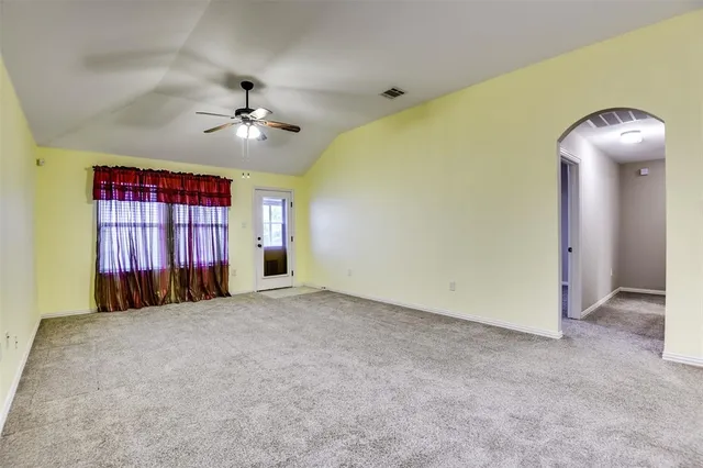 $290,000 | 116 Oregon Trail, Waxahachie, TX 75167