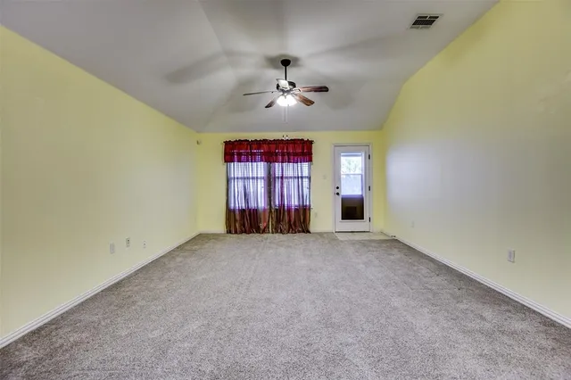 $290,000 | 116 Oregon Trail, Waxahachie, TX 75167