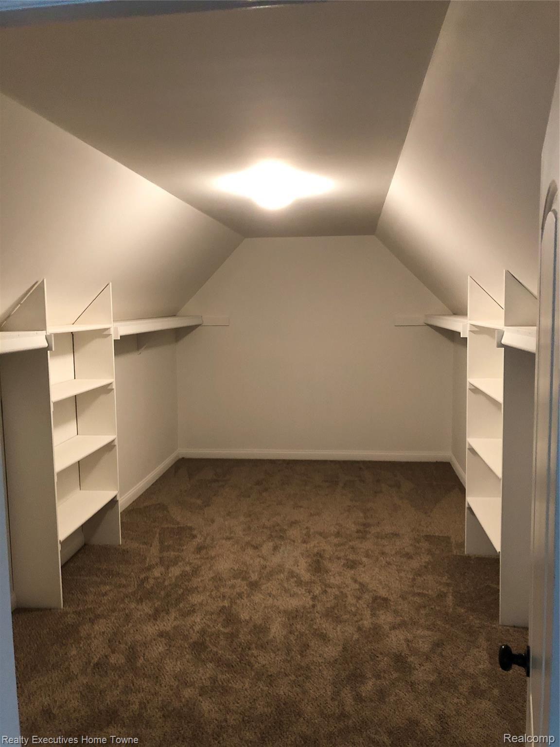 1971 Rosati Court Rochester, MI 48307 - Photo 18 of 31 Master Closet.JPG